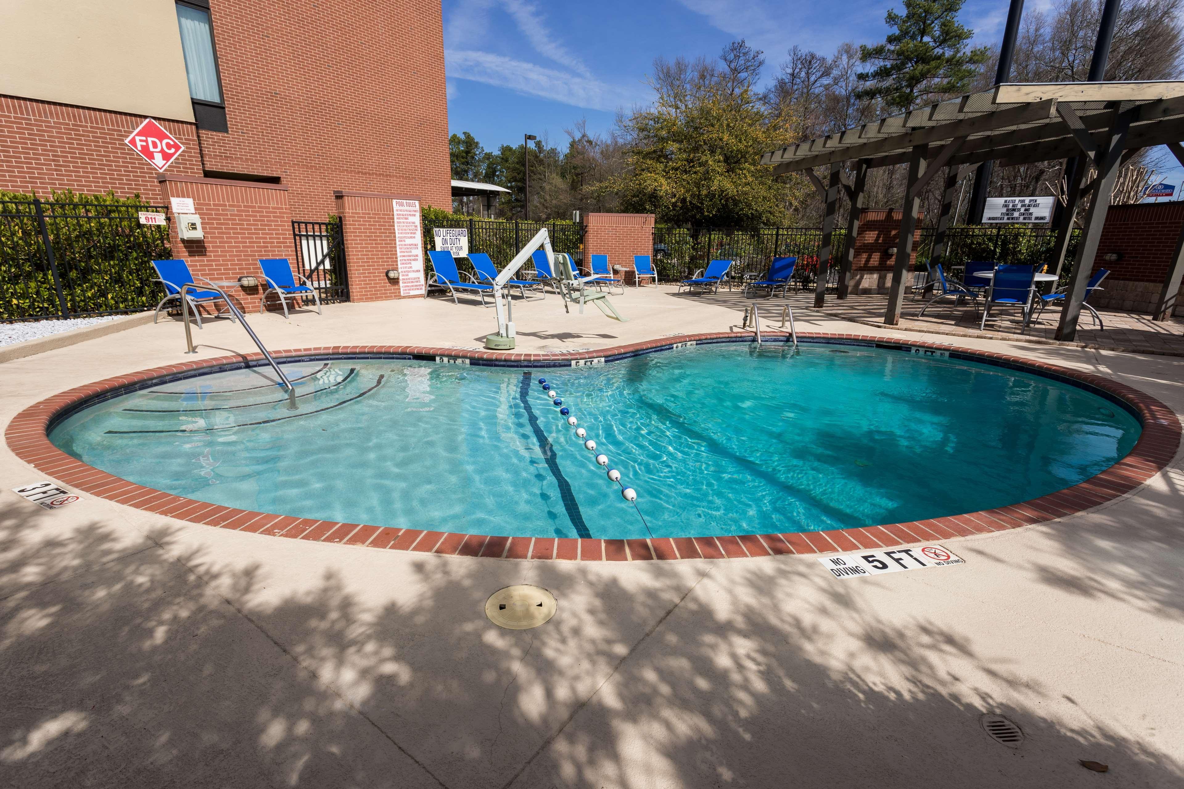 Western North Inn&suites 3*